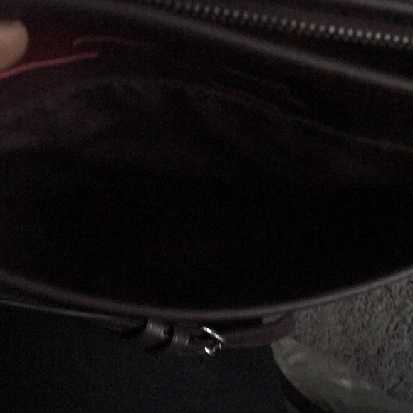 Red Camo Coach crossbody - Picture 6 of 8